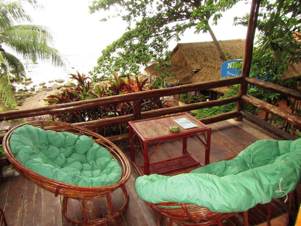 Above Us Only Sky Hotel Sihanoukville Room photo