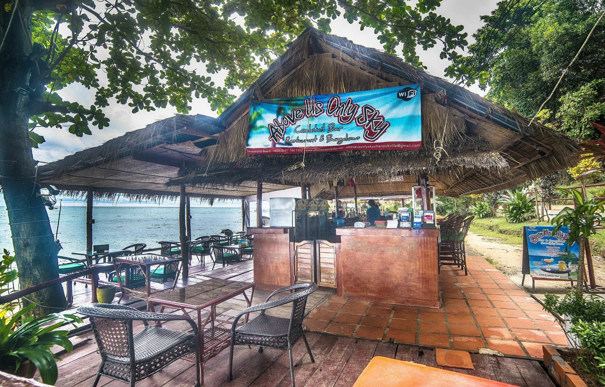 Above Us Only Sky Hotel Sihanoukville Exterior photo